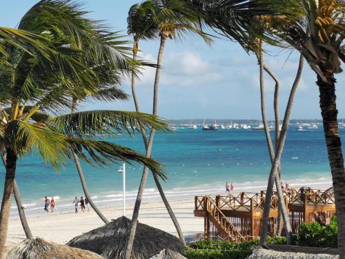 Ofertas en Villas Tropical Los Corales Beach & Spa (Hotel), Punta Cana (Rep. Dominicana)