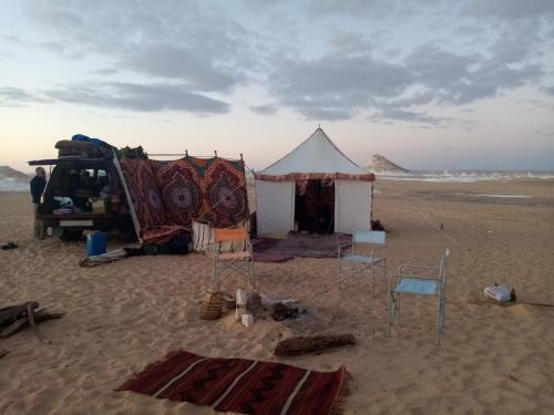 Ofertas en White desert safari (Tented camp), Bawiti (Egipto)