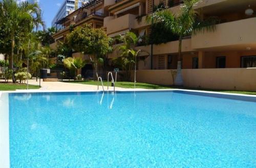 Ofertas en Apartamento Residencial Playa Alicate 2 (Apartamento), Marbella (España)