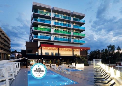 Ofertas en AxelBeach Ibiza Suites Apartments Spa and Beach Club - Adults Only (Apartahotel), Bahía de San Antonio (España)