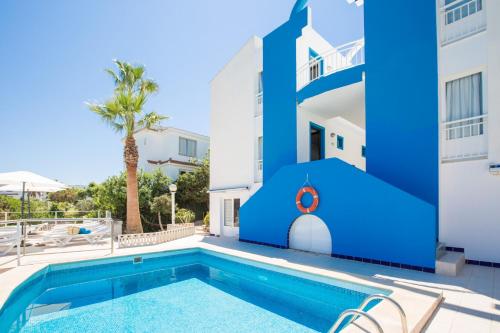 Ofertas en Estel Blanc Apartments - Adults Only (Apartamento), Cala en Blanes (España)
