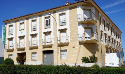 Ofertas en Hotel Apartamentos Kantara Al-Saif (Apartamento), Alcántara (España)