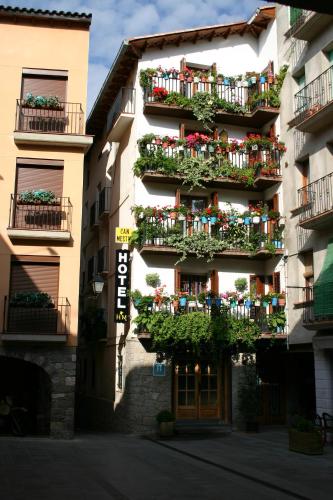 Ofertas en Hotel Can Mestre (Hotel), Pont de Suert (España)
