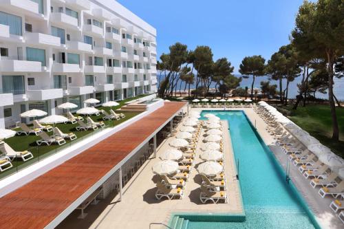 Ofertas en Iberostar Selection Santa Eulalia Ibiza (Hotel), Santa Eulària des Riu (España)