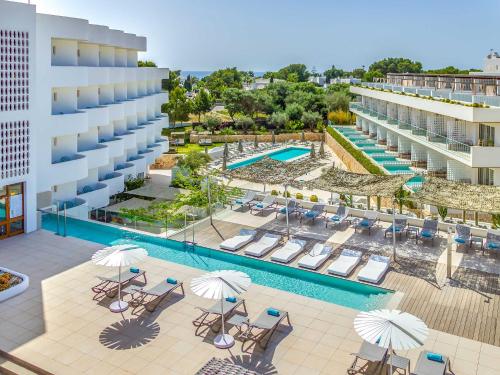 Ofertas en Inturotel Cala Esmeralda Beach Hotel & Spa - Adults Only (Hotel), Cala d'Or (España)