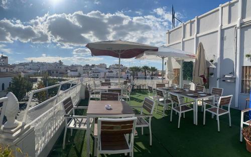 Ofertas en NOVO Apartahotel & Restaurante (Hostal o pensión), Las Cabezas de San Juan (España)