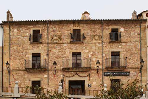 Ofertas en Hostal Meson la Cadena (Hostal o pensión), Trujillo (España)