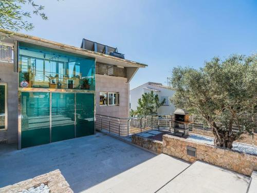 Ofertas en Luxury villa in Alcudia with private pool and 200 meters from the beach (Villa), Puerto de Alcudia (España)