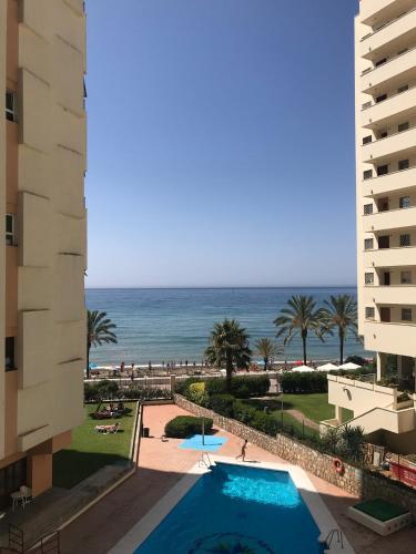 Ofertas en Neptuno Beachfront Apartments (Apartamento), Marbella (España)