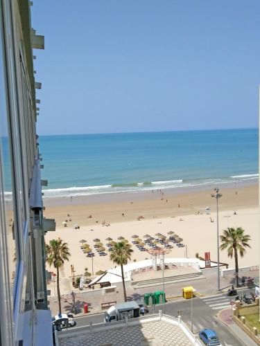 Ofertas en Playa Victoria Paseo Marítimo 3 Rooms (Apartamento), Cádiz (España)