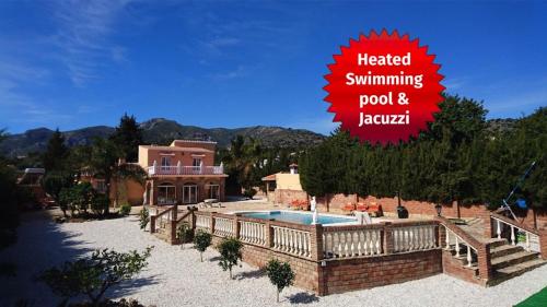Ofertas en Villa Buenavista Malaga - sea view, private heated pool, spa, 5 bedrooms (Villa), Málaga (España)