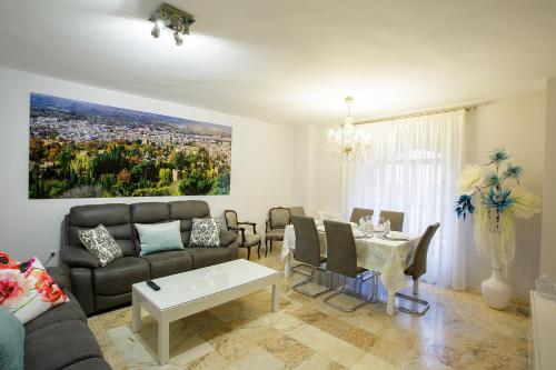 Ofertas en "Amplia, ideal y familiar" (En el mismo centro) (Apartamento), Granada (España)