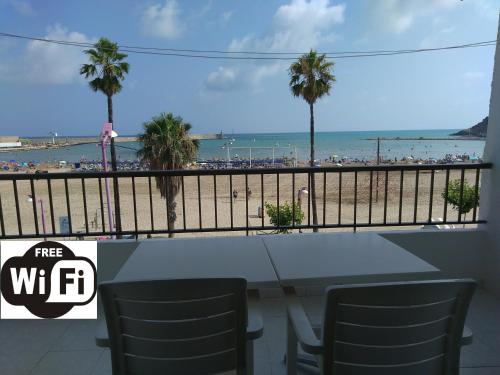 Ofertas en Apartamento céntrico en primera linea de playa (Apartamento), Peñíscola (España)