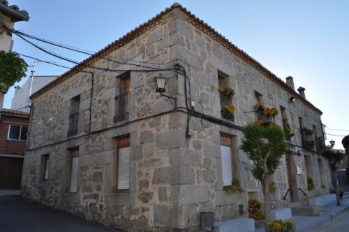 Ofertas en Casa Rural los 4 Balcones (Casa rural), Hoyocasero (España)