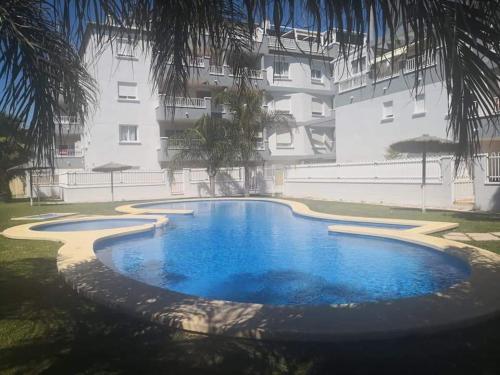 Ofertas en Cerca del Centro Urbano con piscina (Apartamento), Denia (España)
