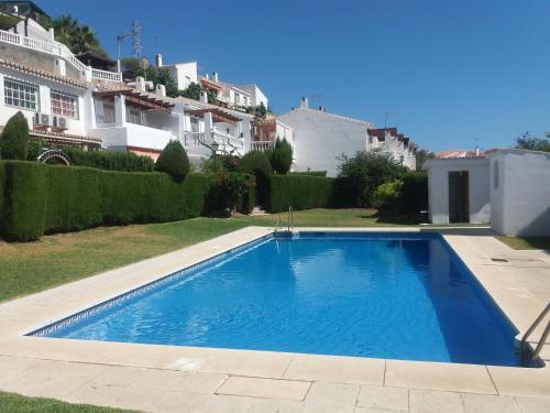 Ofertas en Chalet Adosado con piscina en la Cala del Moral (Casa o chalet), La Cala del Moral (España)