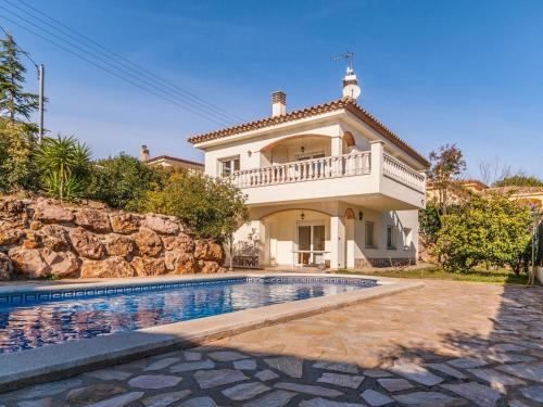 Ofertas en el Lovely Villa in L'Escala Costa Brava with private Swimming Pool (Villa) (España)