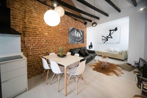 Ofertas en Exclusivo piso de 3 habitaciones en centro histórico (Apartamento), Madrid (España)