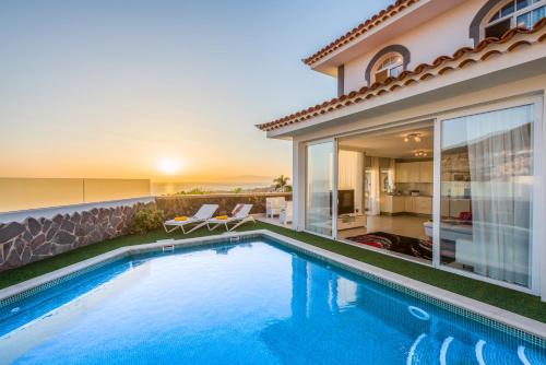 Ofertas en Luxury Villa Ocean View (Villa), Adeje (España)