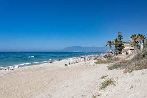 Ofertas en OleHolidays Hacienda Playa junto a Nikki Beach 300 m playa (Apartamento), Marbella (España)