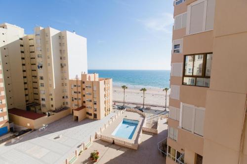 Ofertas en Apartamento Malibu Cadiz playa (Apartamento), Cádiz (España)