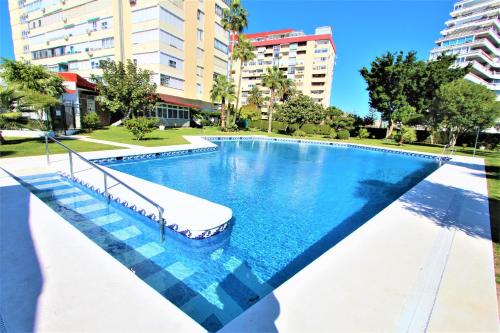Ofertas en Apartamentos Delta del Sur - Piscina y Playa - PARKING GRATIS DURANTE 2021 -EXCELENTE CONEXIÓN WIFI (Apartamento), Benalmádena (España)