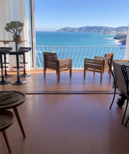 Ofertas en Apartment with 2 bedrooms in Llanca with wonderful sea view furnished terrace and WiFi (Apartamento), Llançà (España)