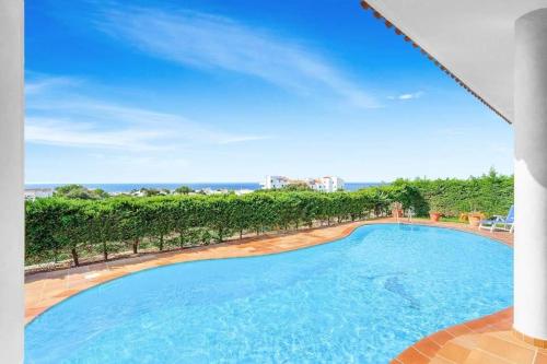 Ofertas en Binibequer Vell Villa Sleeps 8 Pool WiFi (Villa), Binibeca (España)