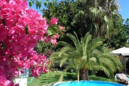 Ofertas en el Ferienhaus Costa del Sol, Marbella, mit Meerblick & Pool, 500 m zum Strand (Casa o chalet) (España)