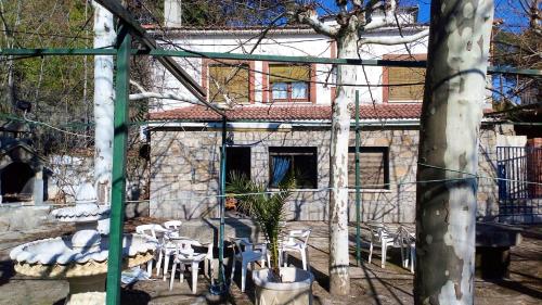 Ofertas en el House with 5 bedrooms in Sotillo de la Adrada with shared pool enclosed garden and WiFi (Casa o chalet) (España)