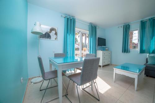 Ofertas en el Oasis Royal 11 apartamento vista piscina Corralejo by Lightbooking (Apartamento) (España)