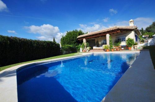 Ofertas en La Cala De Mijas Villa Sleeps 8 Pool Air Con WiFi (Villa), La Cala de Mijas (España)