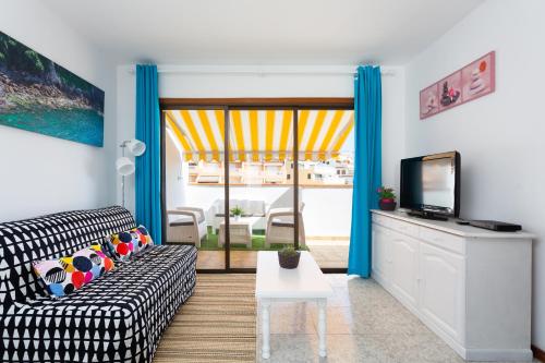 Ofertas en "Las dos terrazas": ático en complejo residencial (Apartamento), Playa de las Américas (España)