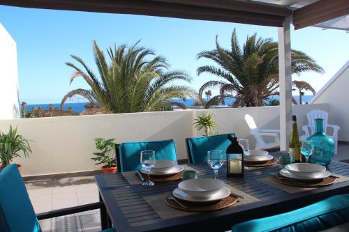 Ofertas en Playa Roca penthouse. Great sea views! (Apartamento), Costa Teguise (España)