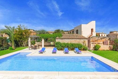 Ofertas en s'Horta Villa Sleeps 10 Pool Air Con WiFi (Villa), S'Horta (España)