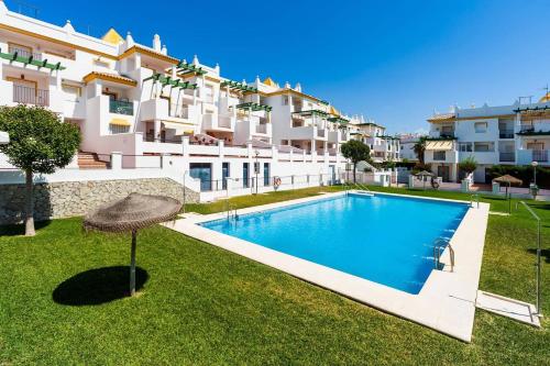 Ofertas en Terraza vista piscina (Apartamento), Conil de la Frontera (España)