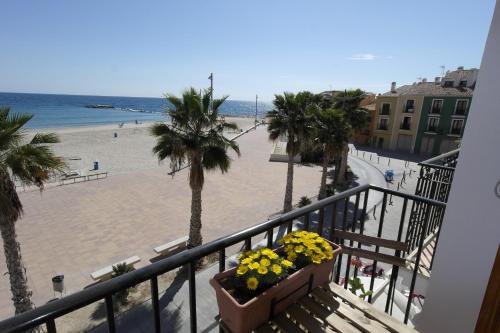 Ofertas en AR2B, coqueto apartamento en primera línea de playa (Apartamento), Villajoyosa (España)