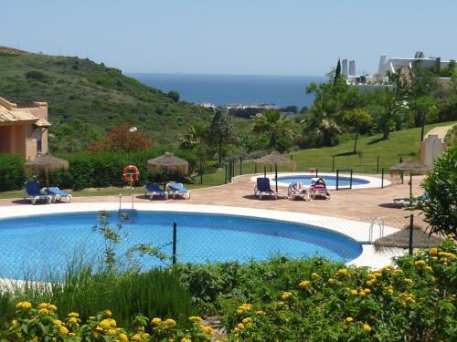 Ofertas en CASARES appart 2 ch dans parc tropical avec vue sur mer, montagne et piscine (Apartamento), Casares (España)