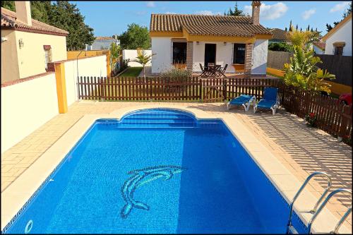 Ofertas en Chalet con piscina privada (Chalet de montaña), Conil de la Frontera (España)