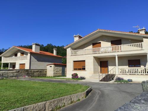 Ofertas en Chalets Tito Gómez Meis (Casa o chalet), Paradela (España)