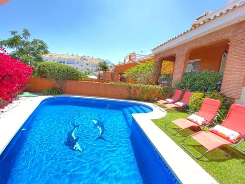 Ofertas en Villa with swimming pool & sea view (Villa), Arroyo de la Miel (España)