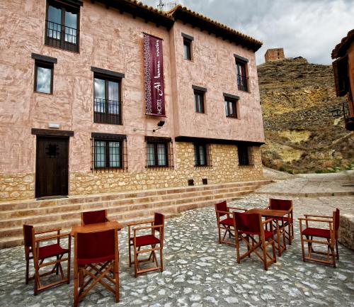 Ofertas en Hotel Albanuracín (Hotel), Albarracín (España)