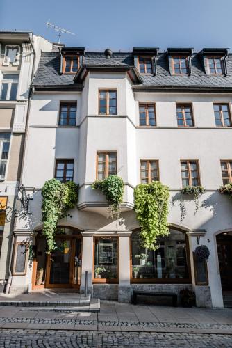 Ofertas en Hotel und Aparthotel Altes Posteck (Hotel), Reichenbach im Vogtland (Alemania)
