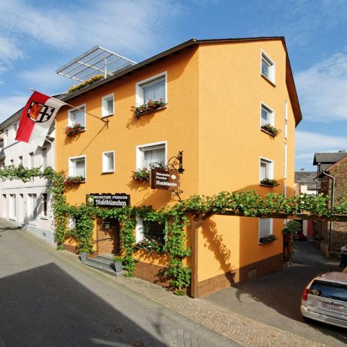 Ofertas en Weinstube Pension Moselblümchen (Hostal o pensión), Zeltingen-Rachtig (Alemania)