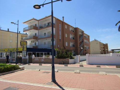 Ofertas en AHRENTALS Apartamento Urb Abanicos 1ª línea de playa (Apartamento), Peñíscola (España)