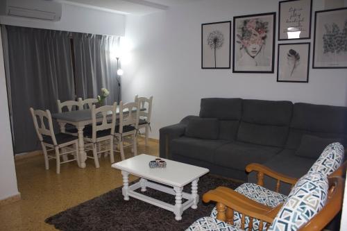 Ofertas en Apartamento amplio y familiar a 300m de la playa (Apartamento), Santa Pola (España)