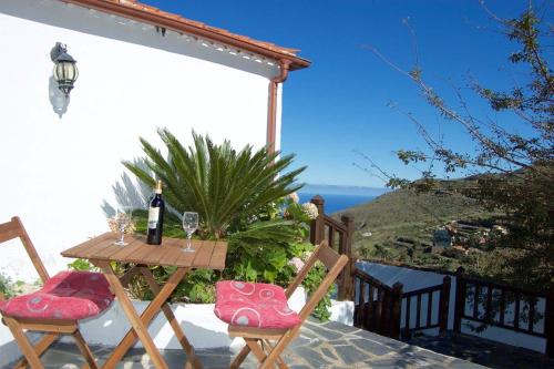 Ofertas en Apartment with 2 bedrooms in Santa Cruz de Tenerife Canarias with furnished terrace and WiFi 5 km from the beach (Apartamento), Los Silos (España)