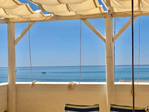 Ofertas en Casa en primera linea de playa con vistas al mar (Casa o chalet), Mazagón (España)