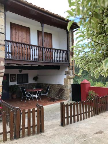 Ofertas en CASA RURAL DOSAL (Casa o chalet), Ruiseñada (España)