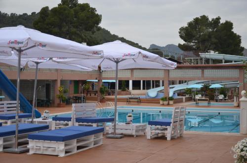 Ofertas en Complejo Turistico la Pinada (Hotel), Gilet (España)